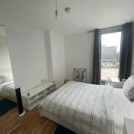 City View Luxury Apartment-2