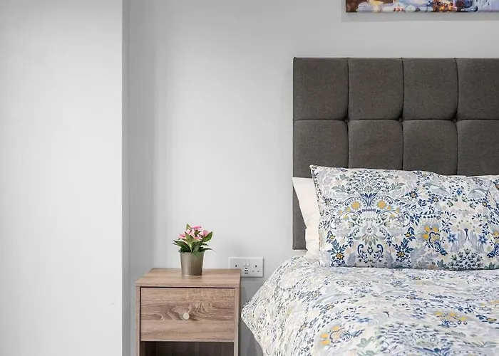 Manchester Haven Luxurious